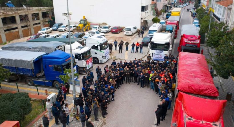 Kınık'tan Dokuz Yardım Tırı Yola Çıktı
