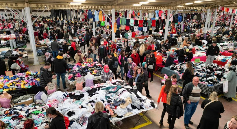 Aliağa Sosyete Pazarı Açıldı