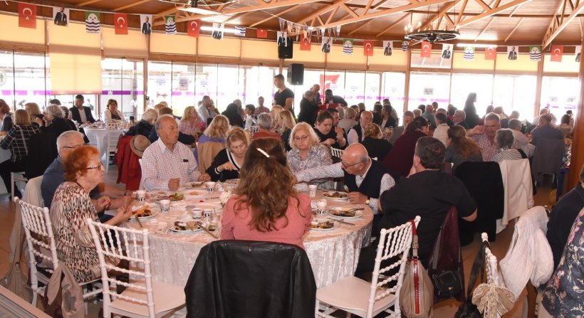 ADD FOÇA ŞUBESİNDEN YAZA MERHABA ETKİNLİĞİ