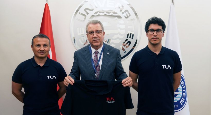 Rektör Prof. Dr. Budak, Türkiye'nin ilk uzay yolcularını ağırladı