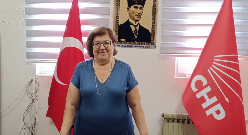 CHP FOÇA İLÇE BAŞKANI AYLA YILMAZ "ADAY DEĞİLİM”