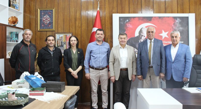 BERTO'DAN BERGAMA HALK EĞİTİM MERKEZİ MÜDÜRÜ'NE ZİYARET