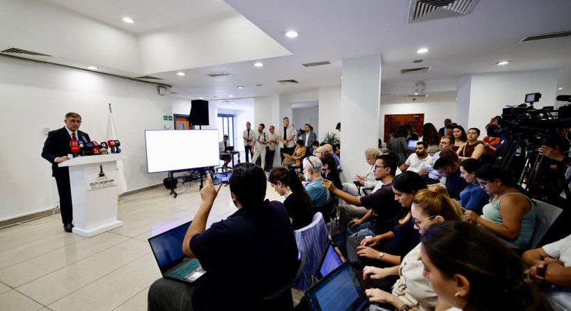 Başkan Tugay'dan önemli açıklamalar