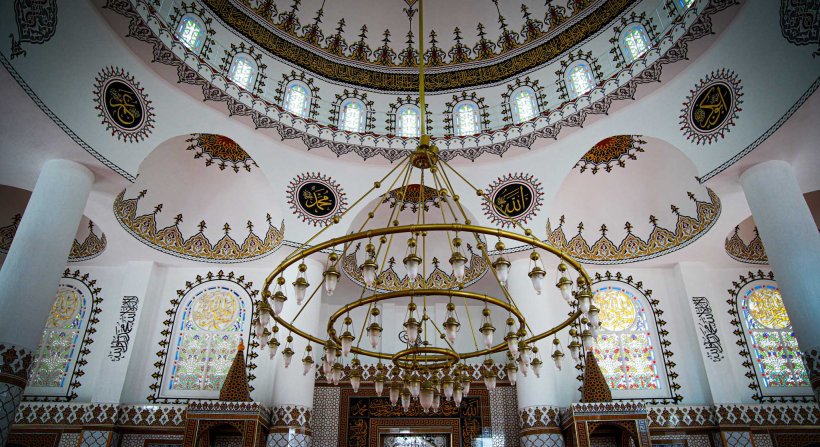 Aliağa'da Ramazan Öncesi İbadethane Temizliği