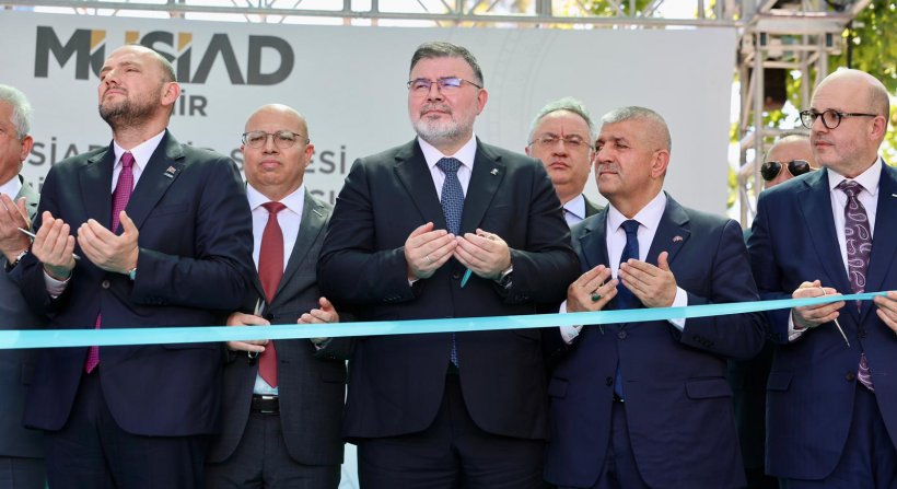 Başkan Saygılı, MÜSİAD İzmir hizmet binası açılışında konuştu!