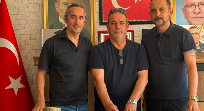 İYİ PARTİ ALİAĞA'DA ANAHTAR PARTİDEN TRANSFER GERÇEKLEŞTİ